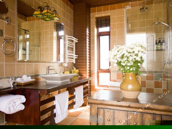 白露精致田园情侣间