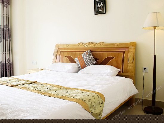 高级园景大床房