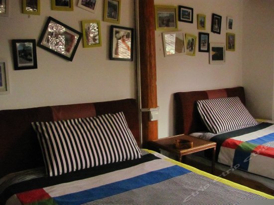 河边观景标准房