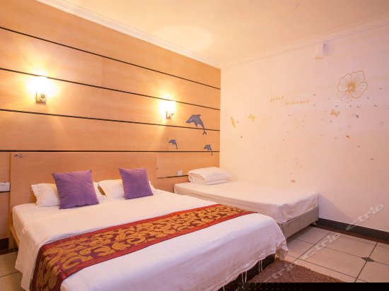 阳光温馨家庭房