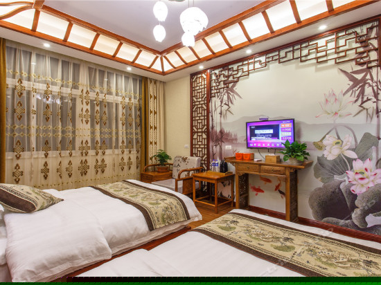 雅致临河标准房