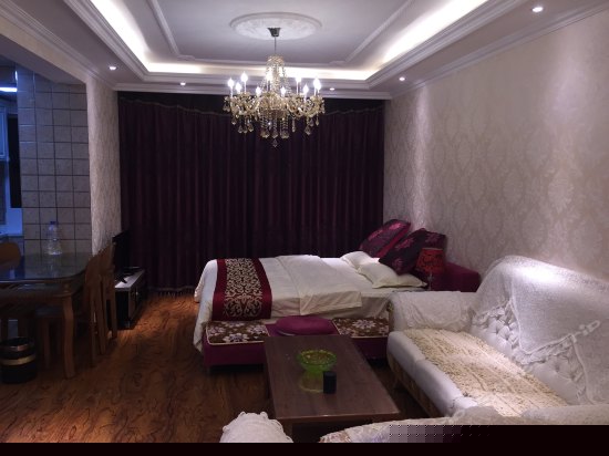 豪华韩式家庭套房