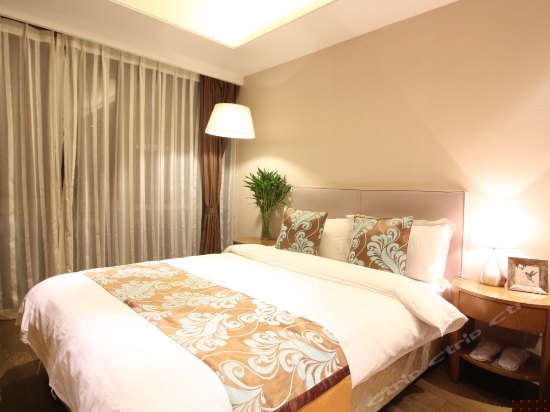 度假城景大床房