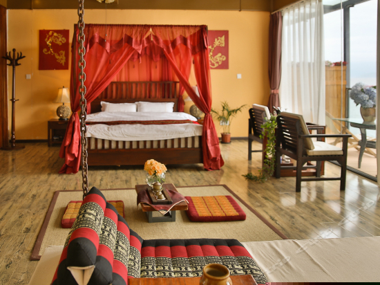 豪华海景蜜月套房