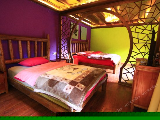 豪华院景家庭房