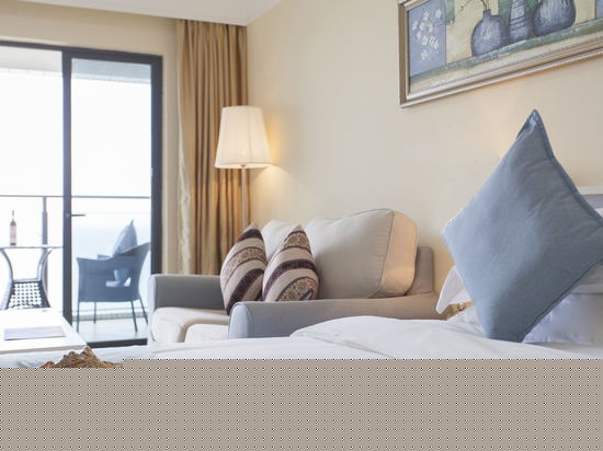 无敌海景大床房