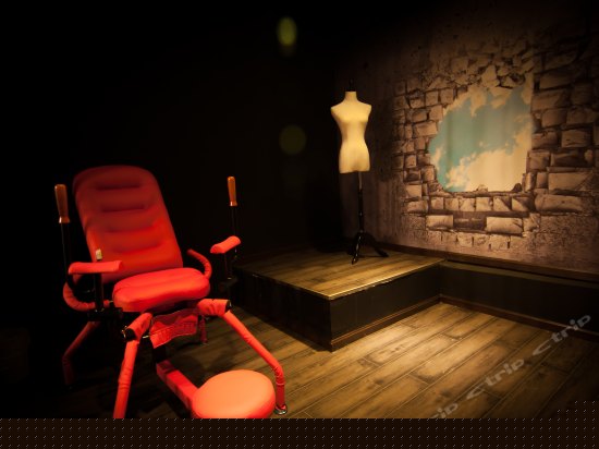 双人监狱主题房