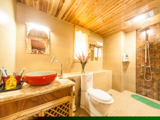 二楼甜甜蜜蜜房