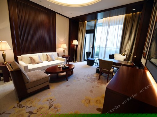 豪华无敌海景套房