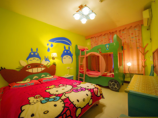 童话城堡亲子房