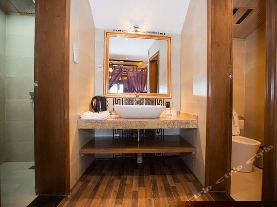 二楼精品观景大床