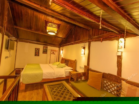 复式豪华大床房