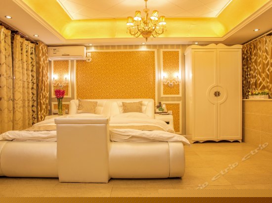 欧式蜜月大床房