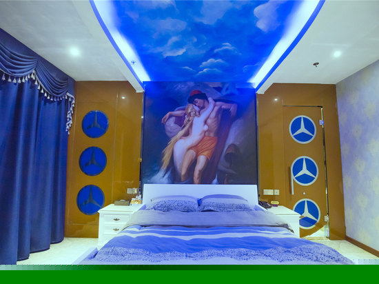情侣主题房