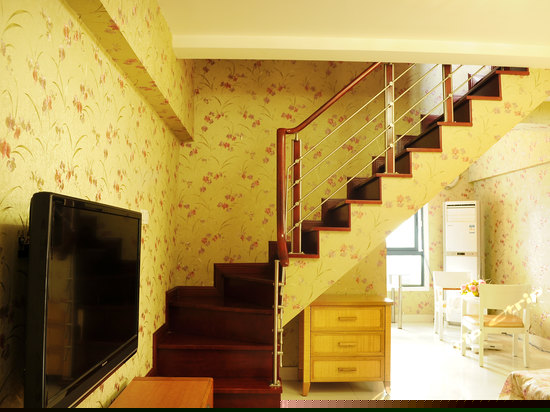 豪华跃层两房（田园风格）