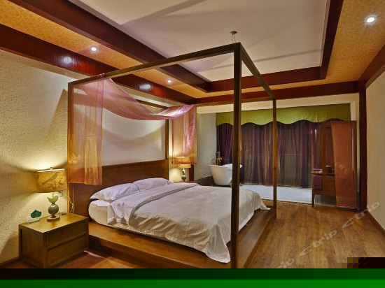 东南亚全海景大床房