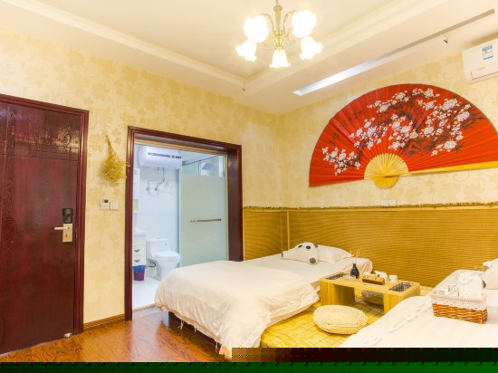 汉拿山榻榻米双床房