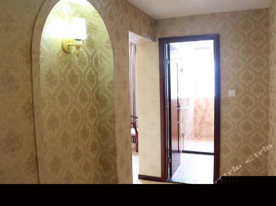 豪华标间电脑房