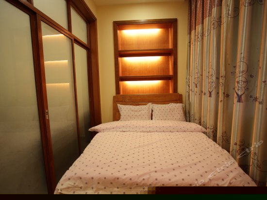 连排欧式9房14 床