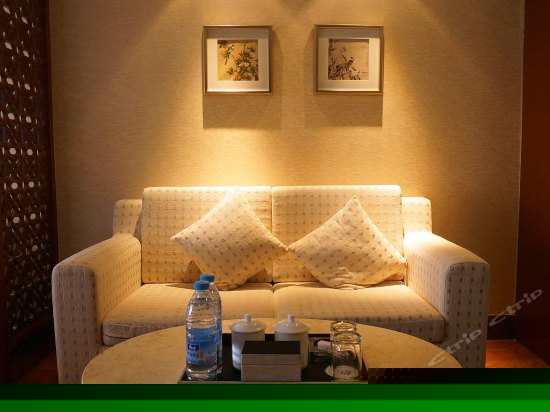 至尊海景大床房