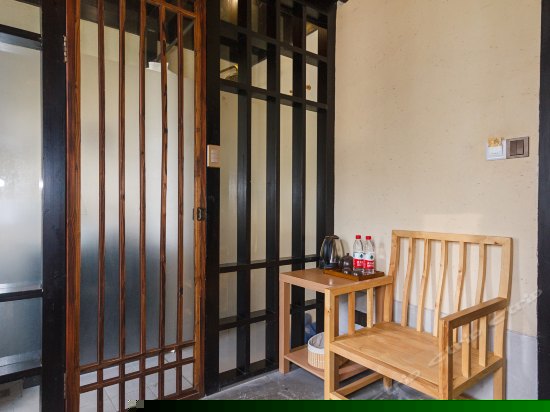 悟禅架子大套房（带客厅）