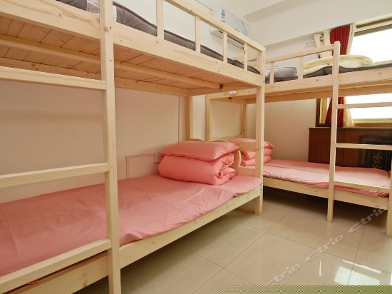 女生八人间床位房（尚勤）