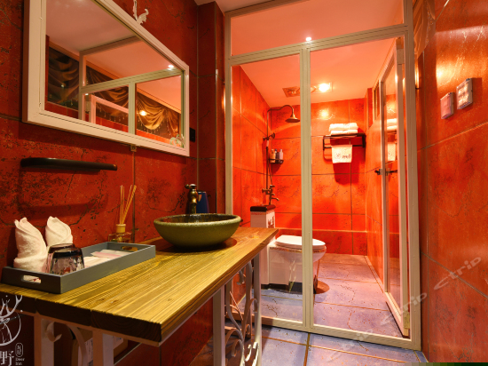 鹿柒复式侯月大床房