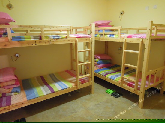 女生四人空调间（床位房）