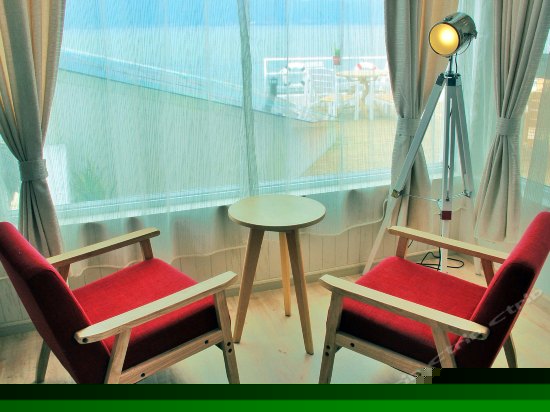 二层海景浴缸大床房201