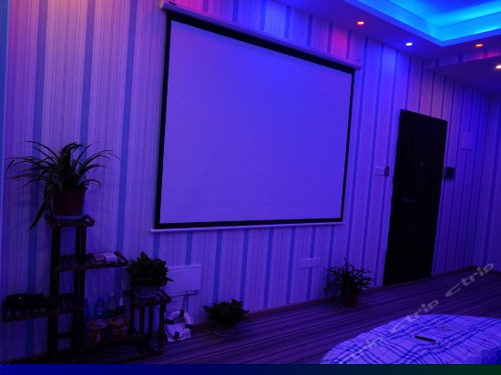 浪漫地中海主题影院房