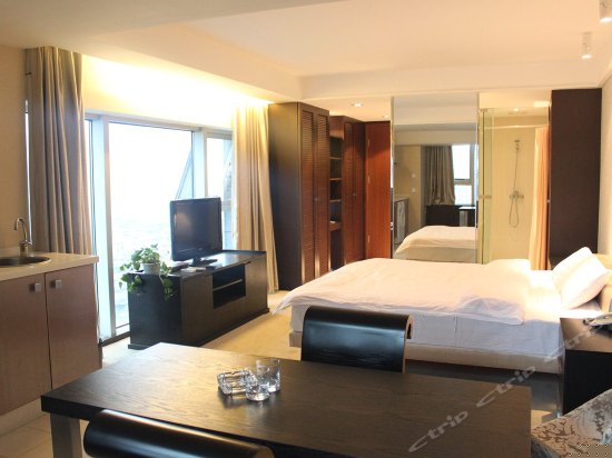 至尊豪华大床房(中宾)