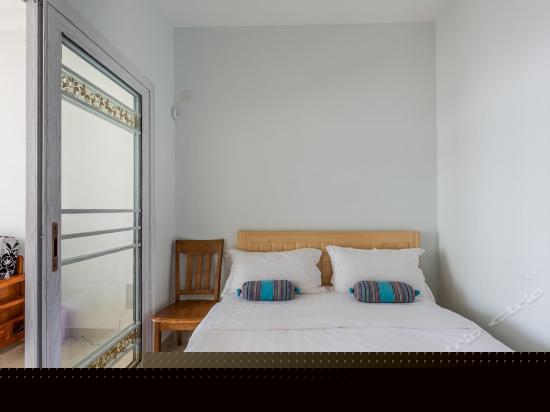 时尚精装海景小2房1厅