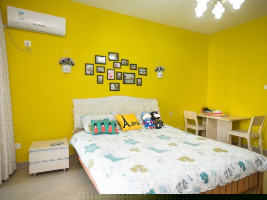 雅致侧海景大床房