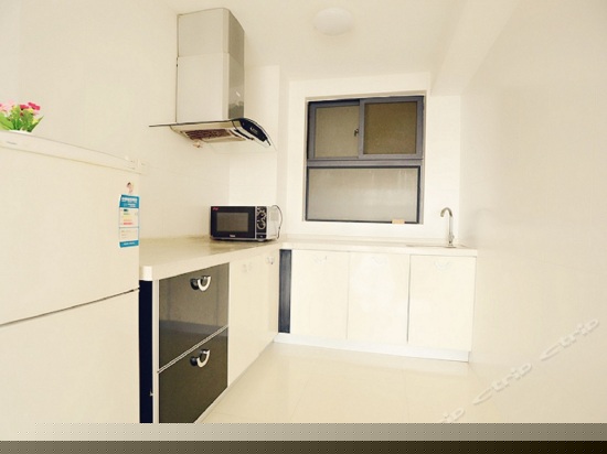 轻奢池景大床房