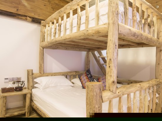 土家阁楼豪华棋牌房-天门山观景