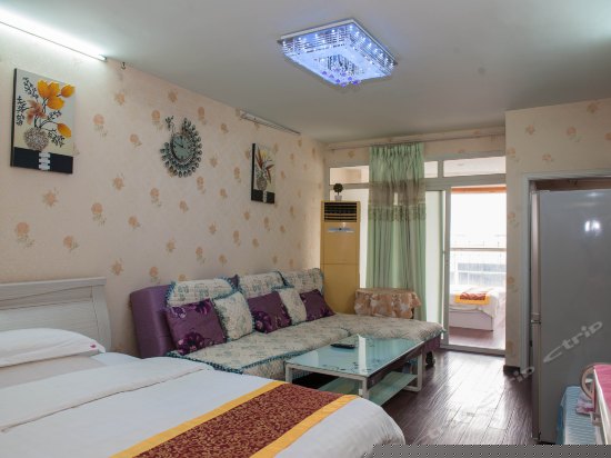 两房一厅三床房