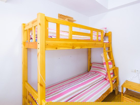 女生二人间床位（公卫）