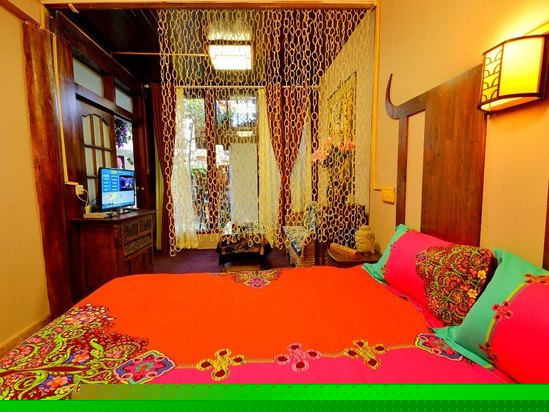 豪华套间蜜月房