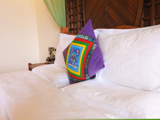 白族白子特色大床房二