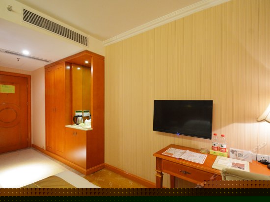 标准大床房(无窗)