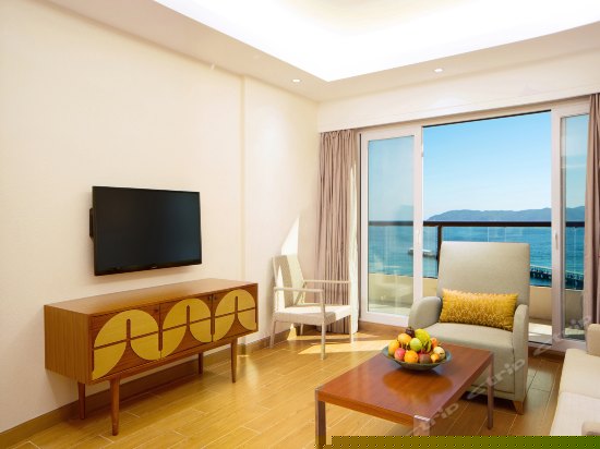 行政顶级海景套房