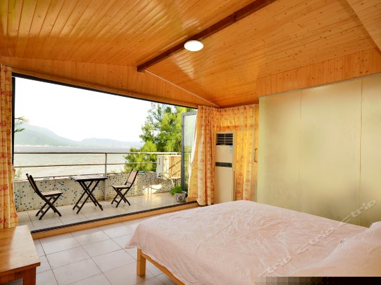 无敌海景大床房