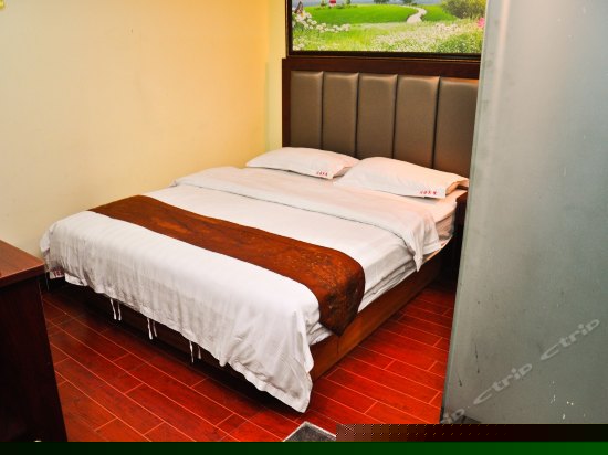 普通大床房(无窗)