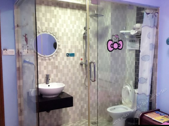 卡通主题大床房