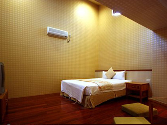 精致楼中楼海景四人房