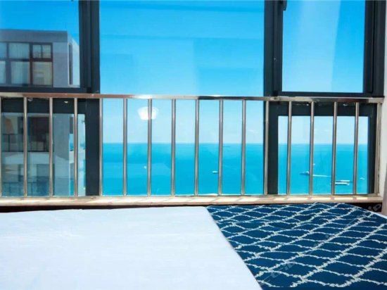 精装海景两室一厅