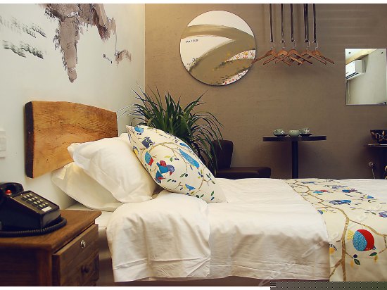 溪语雅聚三人房