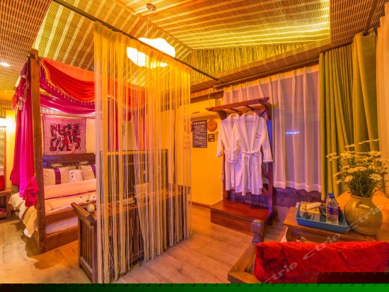 阳光大床房（韶华）