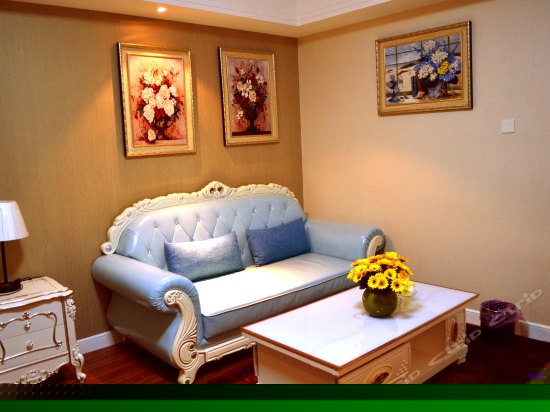 养生豪华大床房