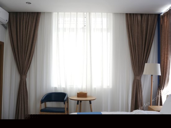 观海榻榻米大床房